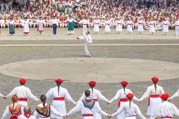 Праздник Сан-Фермин в Памплоне