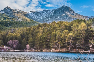 Lago na Sierra de Guadarrama