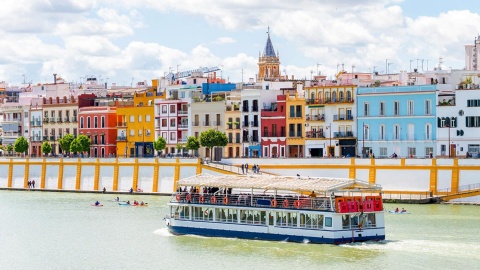 Calle Betis vue du pont de Triana, à Séville