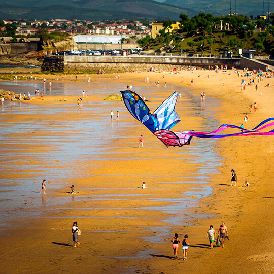 Un aquilone sulla spiaggia del Sardinero, Santander