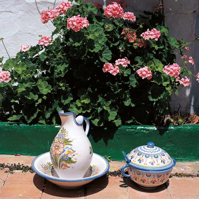 Ceramics from El Puente del Arzobisbo