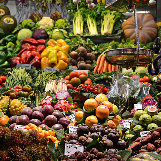 Étal sur le marché de la Boquería