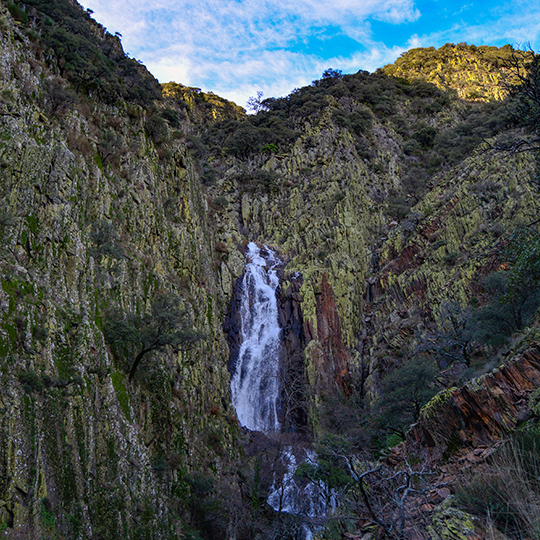 Vue de la cascade de la Cervigona