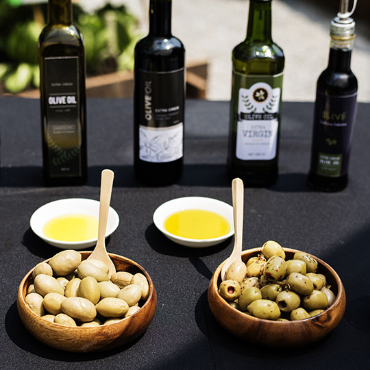 Degustazione di olio d'oliva