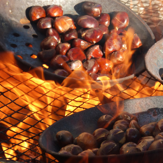 Roast chestnuts