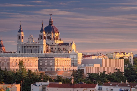 Vista de Madri e da catedral da Almudena, Madri