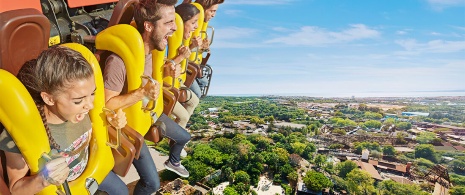 Torre di lancio al Port Aventura di Tarragona