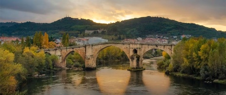 ガリシア州オウレンセにあるローマ橋