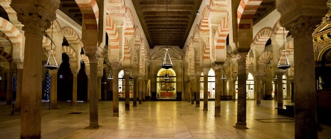 Interior de la Mezquita de Córdoba