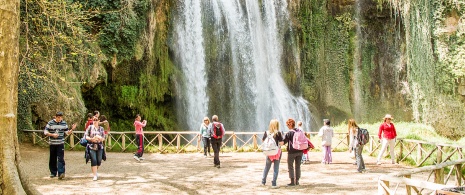 Wasserfall beim Kloster Monasterio de Piedra in Nuévalos (Zaragoza)