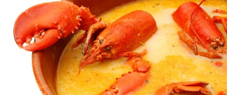 « Caldereta de langosta » (soupe de langouste)