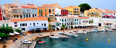 Hafen auf Menorca