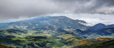 Vista do mirante de Fuente del Chivo, Cantábria