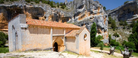 Wallfahrtskirche San Bartolomé, in Cañón del Río Lobos (Soria)