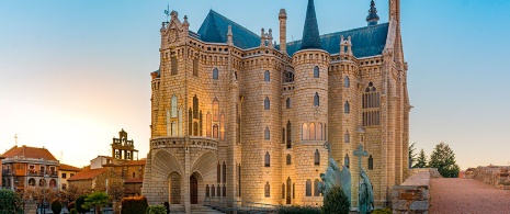 Palais épiscopal à Astorga, León