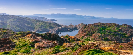 Vista del Parque Natural de Cap de Creus en Girona, Cataluña