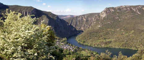  Viewpoint in the Serra da Enciña da Lastra Natural Park in Ourense, Galicia