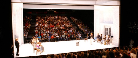 Representación de « La casa de Bernarda Alba » en las Naves del Español, Matadero, Madrid.