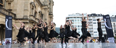 Klassische Tanzaufführung im Rahmen des Festivals Quincena Musical de San Sebastian in Gipuzkoa, Baskenland