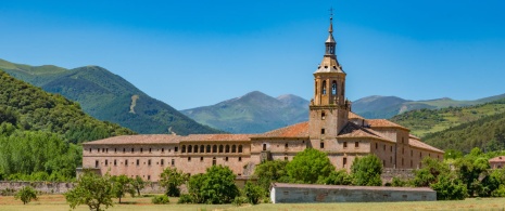 Vista do Mosteiro de San Millán de Yuso, em San Millán de la Cogolla La Rioja