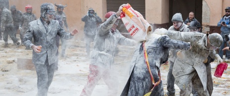 Festa dos Enfarinhados em Ibi, Alicante