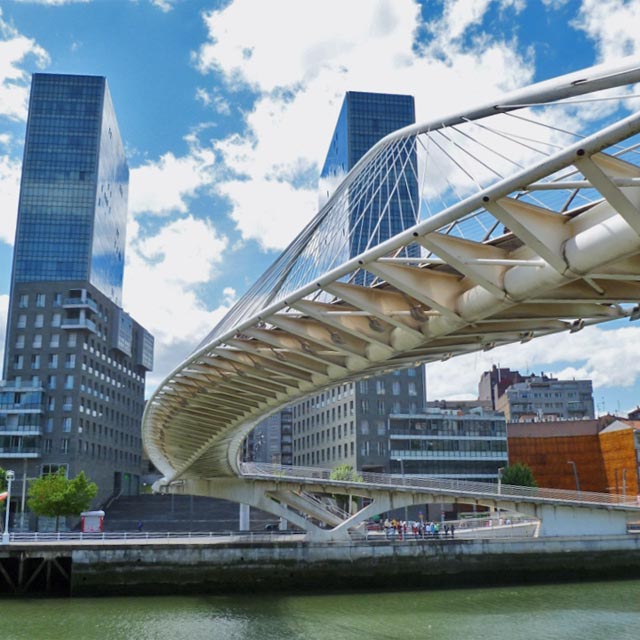 Zubizuri bridge and Isozaki Towers, Bilbao