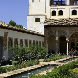 Cour du Canal, Généralife