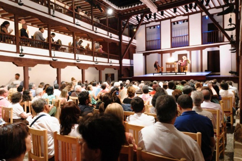 Performance in the Corral de Comedias theatre in Almagro.