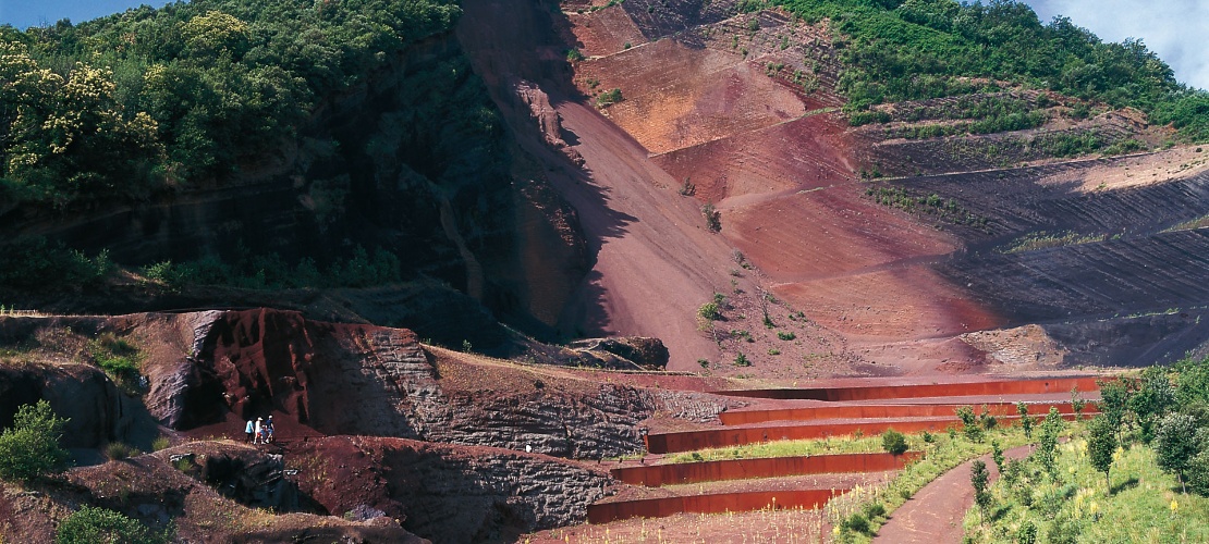 クロスカット火山、サンタ・パウ