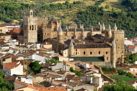 Vue générale du monastère de Guadalupe.