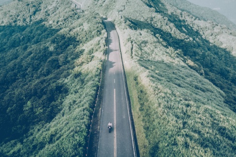 Moto por la carretera