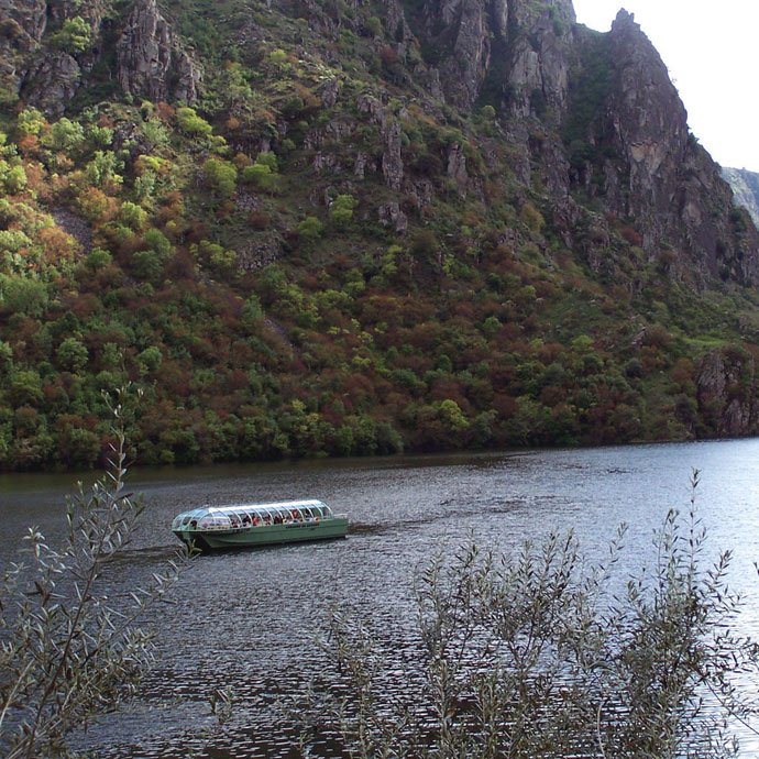 Paseos en barco por los Arribes del Duero