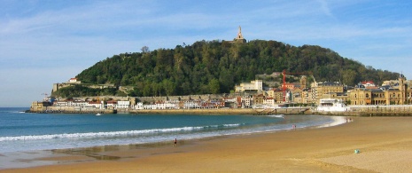 La Concha beach and Monte Urgull