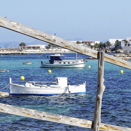 Es Pujols auf Formentera (Balearen)