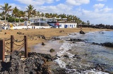 ランサロテ島（カナリア諸島）にあるプエルト・デル・カルメンのビーチの眺め