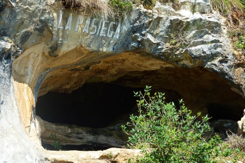Höhle La Pasiega. Puente Viesgo