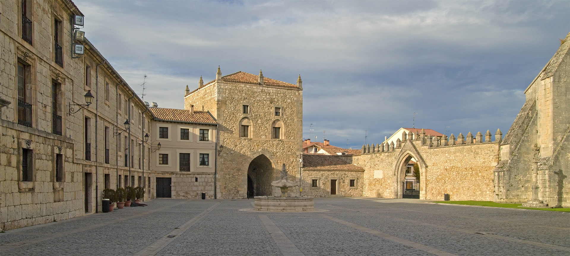 Monastery of Las Huelgas. Burgos Monastery of Las Huelgas. Burgos