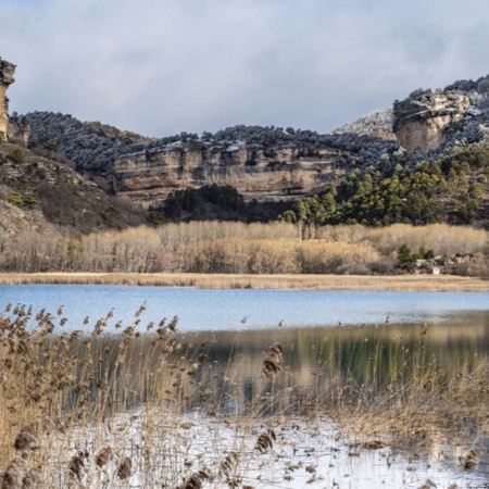 Vista da lagoa de Uña (Cuenca, Castilla-La Mancha)