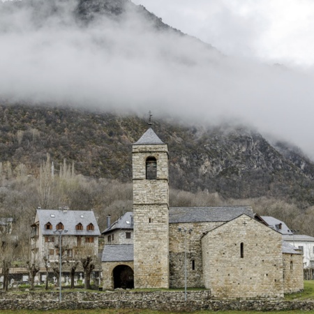 Kirche Sant Feliú in Barruera (Lleida, Katalonien)