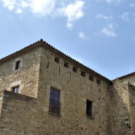 Kirche Santa María in Castell d'Aro (Girona, Tarragona)