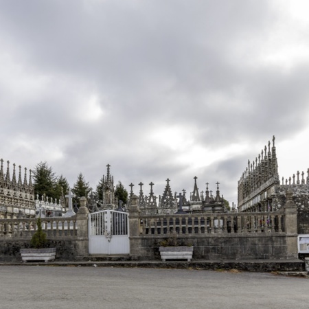 Kirche und Friedhof von Goiriz in Vilalba (Lugo, Galicien)