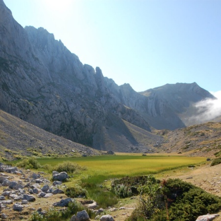 Laguna de la reserva de la biosfera de Babia