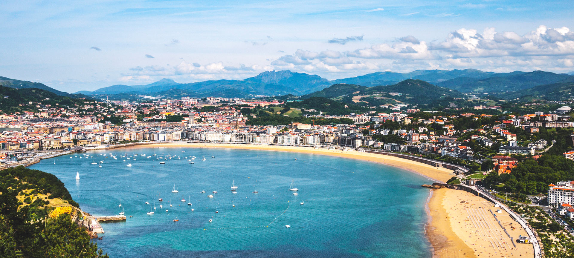 Vue générale de Donostia – Saint-Sébastien Vue générale de Donostia – Saint-Sébastien