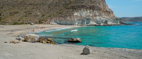 Cala de Enmedio ad Agua Amarga, Almería