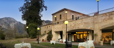 Exterior of the Parador de Cangas de Onís 