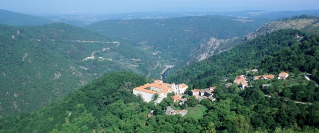 Parador de Santo Estevo, en plena Ribeira Sacra