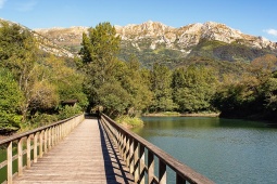 Valdemurio Reservoir on the Senda del Oso in Asturias